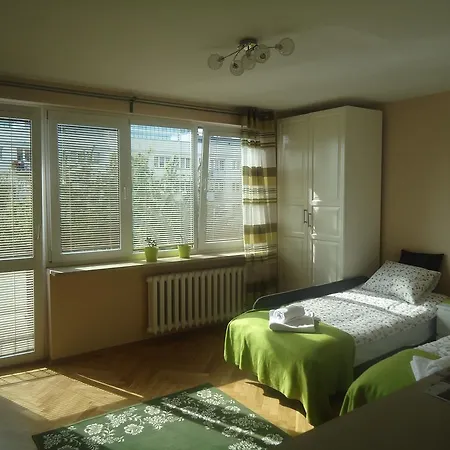 Studio Green * ワルシャワ